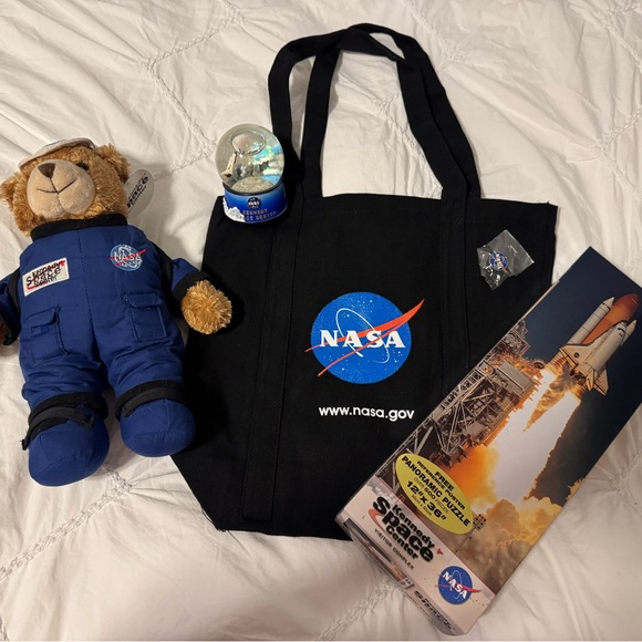 NASA Plush, Snow Globe, Puzzle, Bag, and Pin Set - Picture 2 of 10
